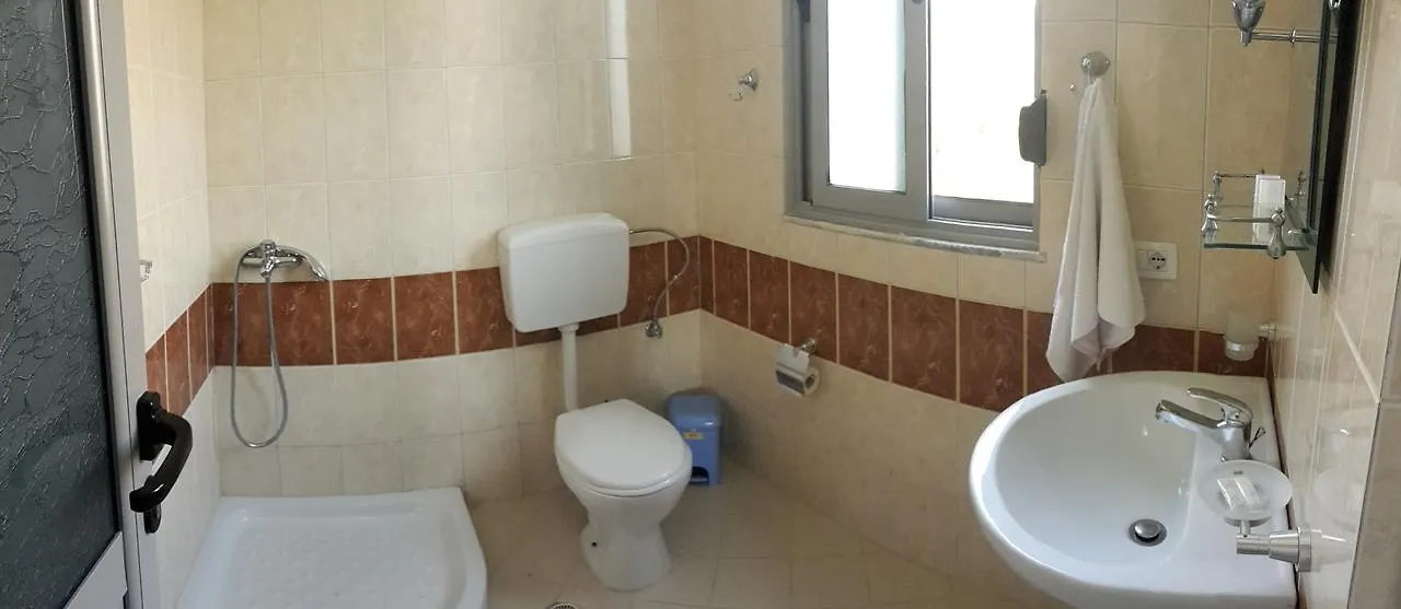 Ilion Hotel Dhërmi