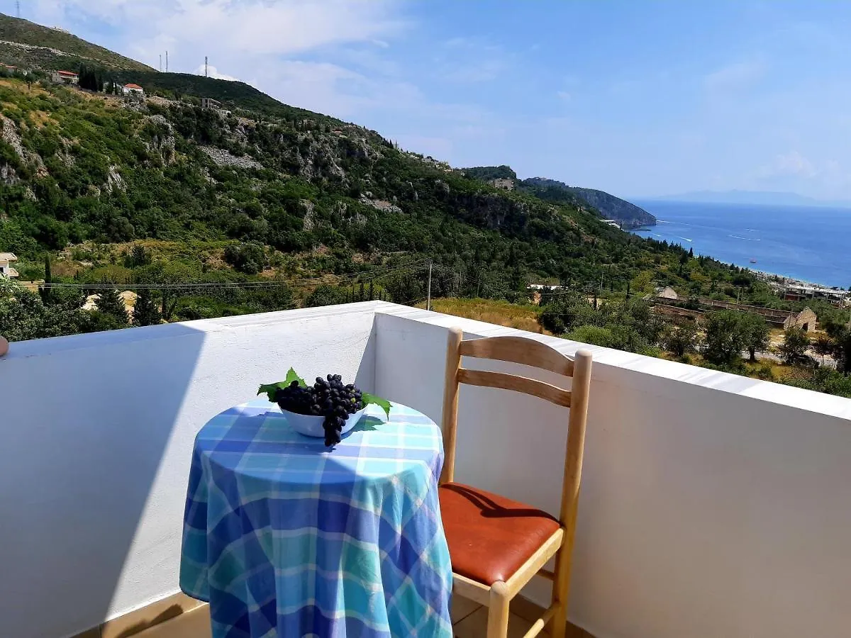 Ilion Hotel Dhërmi Albania