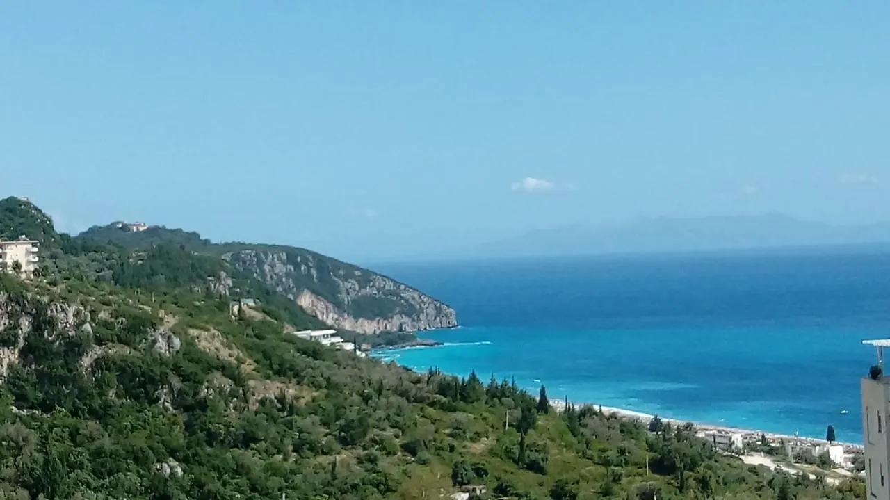 Ilion Hotel Dhërmi 0*,